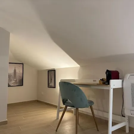 Fronte , Mansarda Da Favola Apartmán